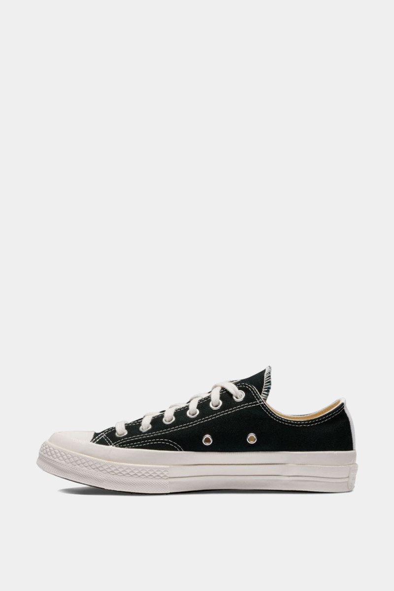 Chuck Taylor 70 Small Red Heart Low Top AZ K128 001