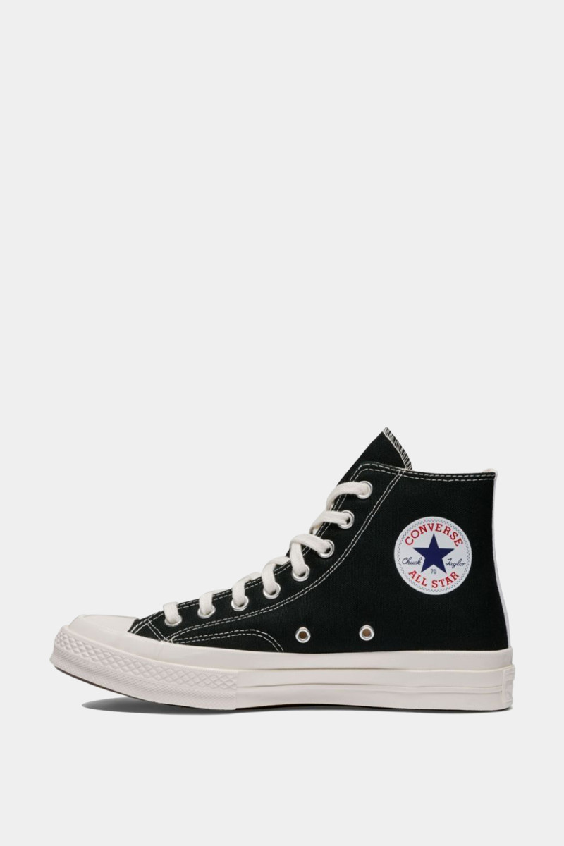 Chuck Taylor Small Red Heart High Top AZ K129 001